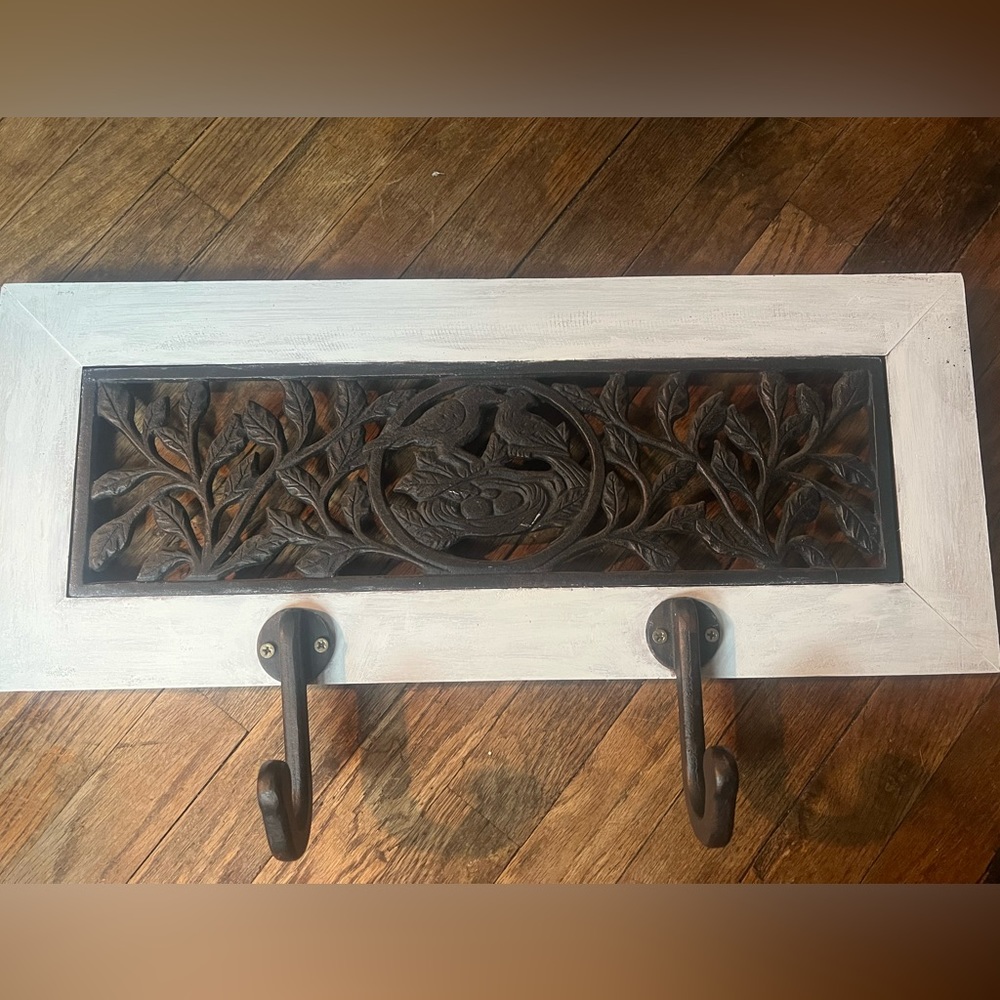 Wall rack
